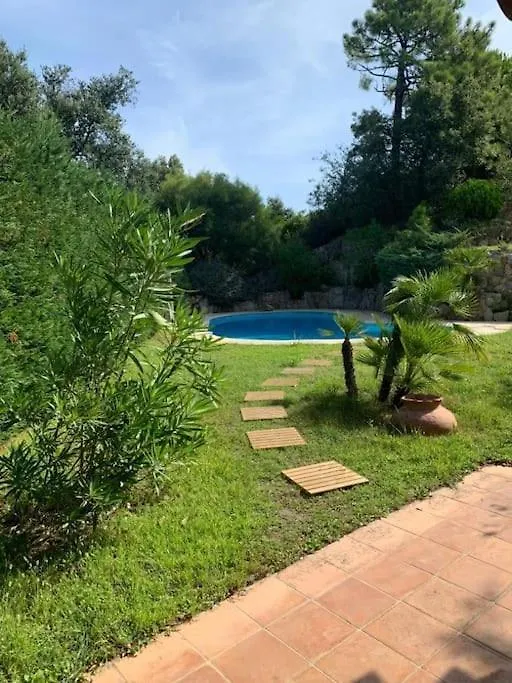 Spacious Villa With Pool And Fireplace Roquebrune-sur-Argens
