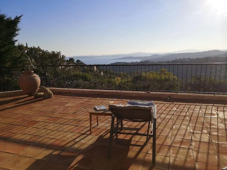 Spacious Villa With Pool And Fireplace Roquebrune-sur-Argens