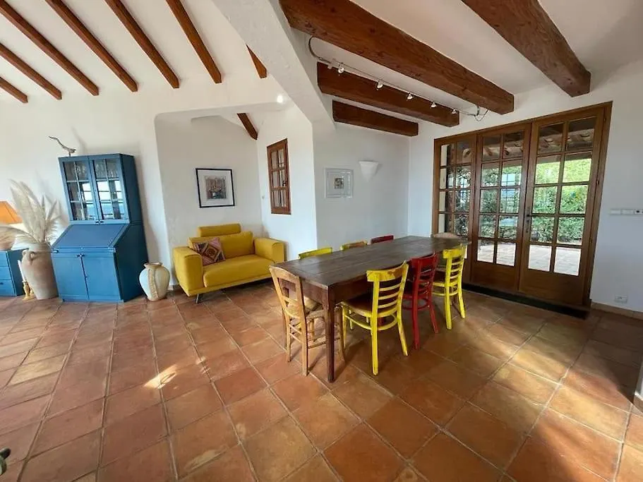 Spacious Villa With Pool And Fireplace Roquebrune-sur-Argens
