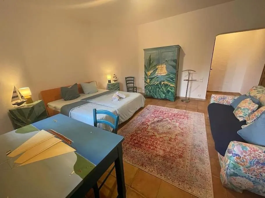 Spacious Villa With Pool And Fireplace Roquebrune-sur-Argens