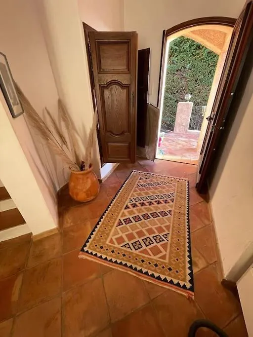 Spacious Villa With Pool And Fireplace Roquebrune-sur-Argens 0*,